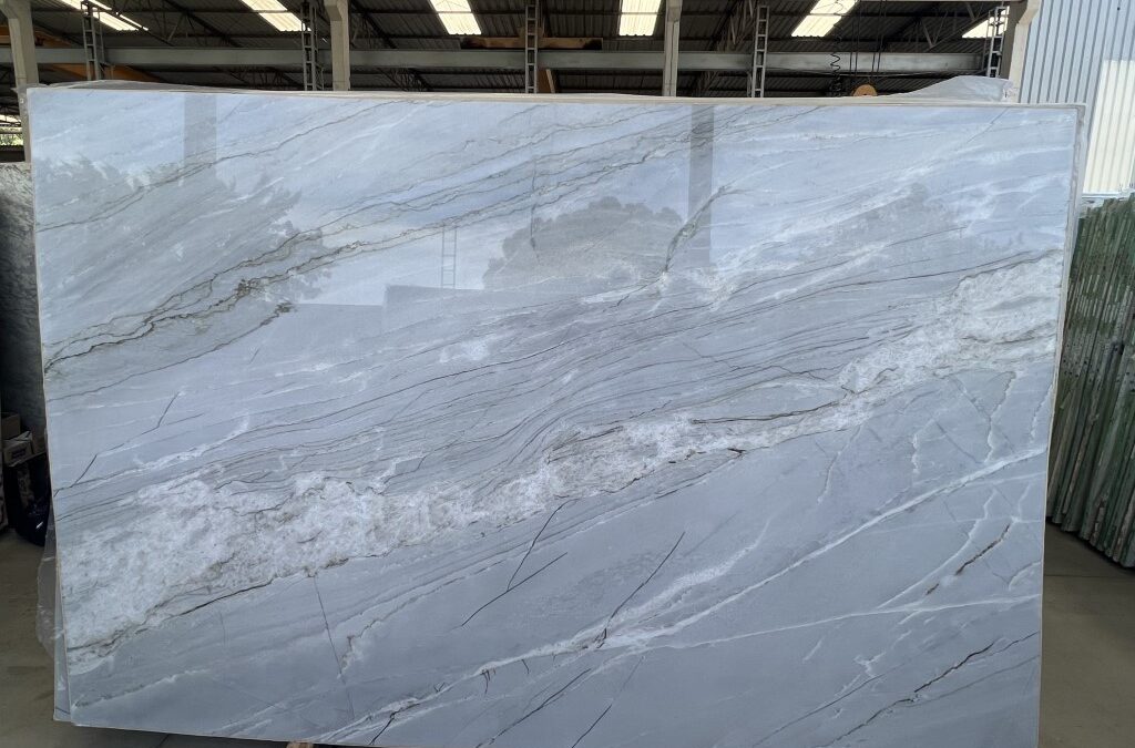 (44) Azzurra Bay – Quartzite